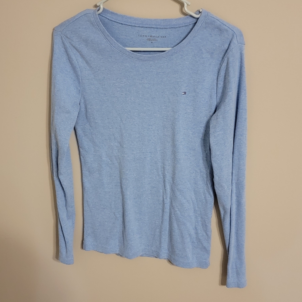 Nwot Tommy Hilfiger shirt